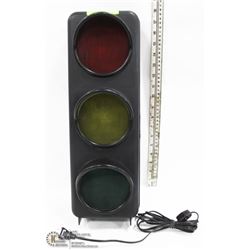 LARGE TRAFFIC LIGHT MADE BY RADIOSHACK