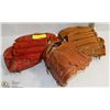 Image 1 : LOT OF 3 CHILDRENS BASEBALL GLOVES