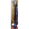 Image 1 : HEAVY DUTY FARM JACK
