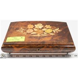 WORKING WEST GERMANY MUSICAL JEWELLERY BOX