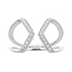 0.18 ctw Diamond Ring - 18KT White Gold