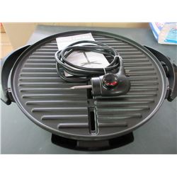 New George Forman Electric Grill / Excellent easy clean grill