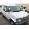 Image 2 : 2000 CHEVROLET ASTRO CARGO, VAN WHITE, VIN # 1GCDM19W9YB147968