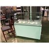 Image 1 : EXCELLENCE COMMERCIAL PRODUCTS FREE STANDING CHEST SHOWCASE