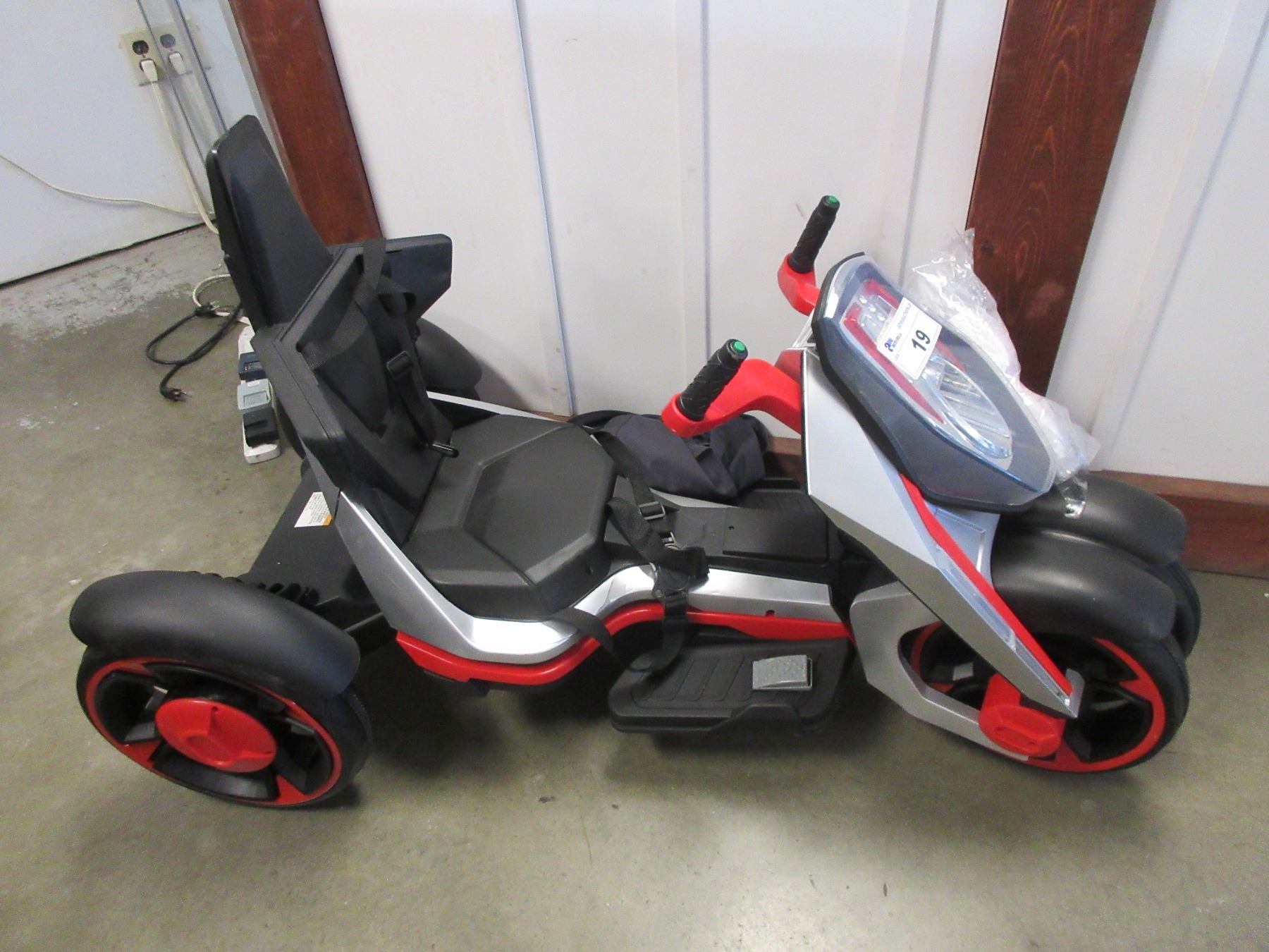 KIDS ELECTRIC MOTORIZED RIDE ON BIKE - Able Auctions