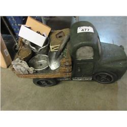 GARDEN PICK UP TRUCK WATER FOUNTAIN DÉCOR (MISSING BUCKET)