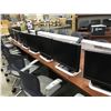 Image 2 : LOT OF 23 HP L2045W FLATSCREEN MONITORS
