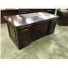 Image 2 : MAHOGANY TRADITIONAL STYLE DOUBLE PEDESTAL 6' EXECUTIVE DESK