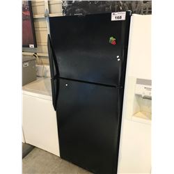 BLACK FRIGIDAIRE REFRIGERATOR