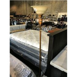 MOSAIC GLASS FLOOR LAMP