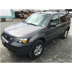 2006 FORD ESCAPE, GREY, 274485 KMS, VIN 1FMYU93146KA10295, 3.0L 4 DOOR SUV, GAS, RD, CD, PW, CC,