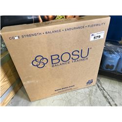 BOSU BALANCE TRAINER