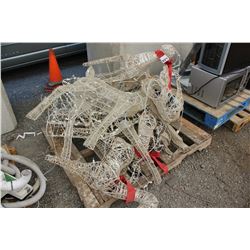 PALLET OF LIGHT-UP REINDEER