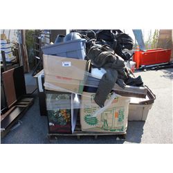 PALLET OF STORAGE LOCKER GOODS INCLUDING AQUARIUM