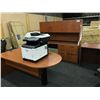 Image 2 : CHERRY BULLET TOP U-SHAPE EXECUTIVE DESK WITH HUTCH