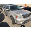 Image 2 : 2003 LINCOLN NAVIGATOR, GREY, 4DRSW, GAS, AUTOMATIC, VIN#5LMFU28R03LJ10961, 269,053KMS,