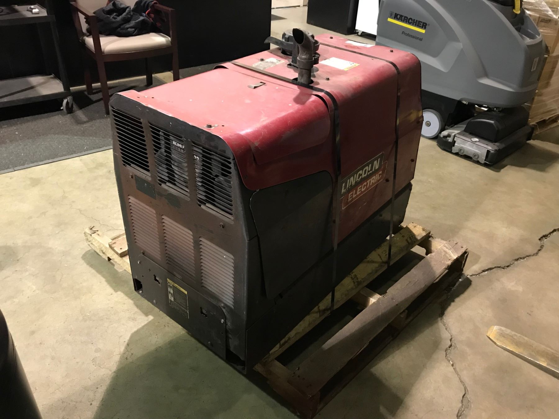 LINCOLN ELECTRIC RANGER 305 G GAS WELDER
