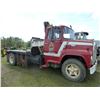 Image 3 : 1974 FORD 700 SINGLE AXLE PICKER TRUCK