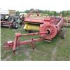 Image 1 : NEW HOLLAND 273 SQUARE BALER