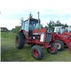 Image 2 : IH 886 - 2WD TRACTOR