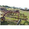 Image 2 : 256 - 5 BAR HAY RAKE