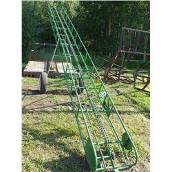 SQUARE BALE ELEVATOR