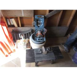 BLACK & DECKER ROUTER AND TABLE
