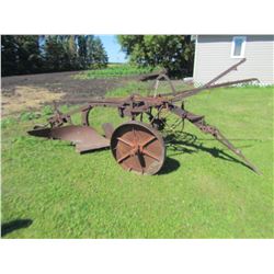 BREAKING PLOW, STEEL WHEELS