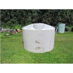 1200 GAL POLY WATER TANK