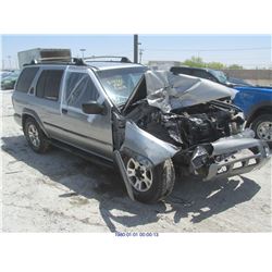 2001 - NISSAN PATHFINDER