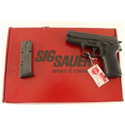 Sig Sauer P229 .40 S&W SN: AL57114