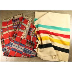Lot of 2 Blankets
