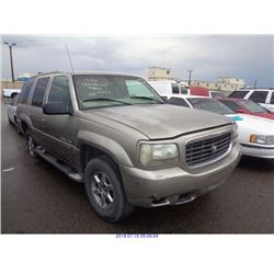 2000 - CADILLAC ESCALADE