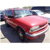 Image 1 : 2001 - CHEVROLET BLAZER // SALVAGE TITLE