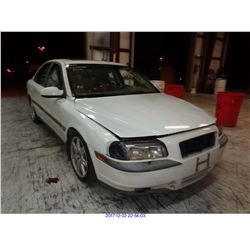 2000 - VOLVO S-80 // SALVAGE TITLE