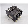 Image 2 : WESTINGHOUSE QC3015H QUICKLAG C CIRCUIT BREAKER *LOT OF 2* *ONE FRAME CRACKED, SEE PHOTOS*