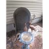 Image 2 : ANTIQUE GALVANIZED BATH TUB, ANTIQUE CABOOSE WATER CAN, 2 IRON CRANE STATUES, BIRD BATH