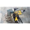 Image 2 : DEWALT AND MAKITA DRY WALL GUNS