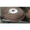 Image 1 : LARGE ABRASIVE SANDING DISC