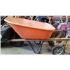 Image 1 : ORANGE WHEEL BARRELL