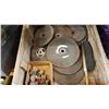Image 2 : WOOD TRAY OF CUTTING DISCS