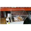 Image 2 : PLASTIC DISPLAY CASES AND JEWELRY