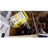 Image 2 : BOX OF TOOLS AND HOLE SAWS DRILL BITS