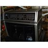 Image 2 : YAMAHA MODEL PE-200 117V AMPLIFIER AND YAMAHA YHS-100 8 OHM SPEAKER SYSTEM