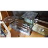 Image 2 : 2 JUICERS AND 2 SCALES