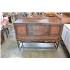 Image 1 : ANTIQUE SERVER