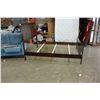 Image 3 : MODERN QUEENSIZE BED FRAME