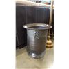 Image 2 : COPPER POT