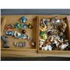 Image 1 : TWO WOOD TRAYS OF ASSORTED VINTAGE ITEMS AND COLLECTIBLES