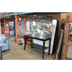 LARGE PLEXIGLASS DISPLAY CABINET ON STAND WITH MIRROR BACK